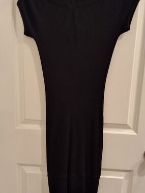 Derek Heart Black Ribbed Cap-Sleeve Midi Dress